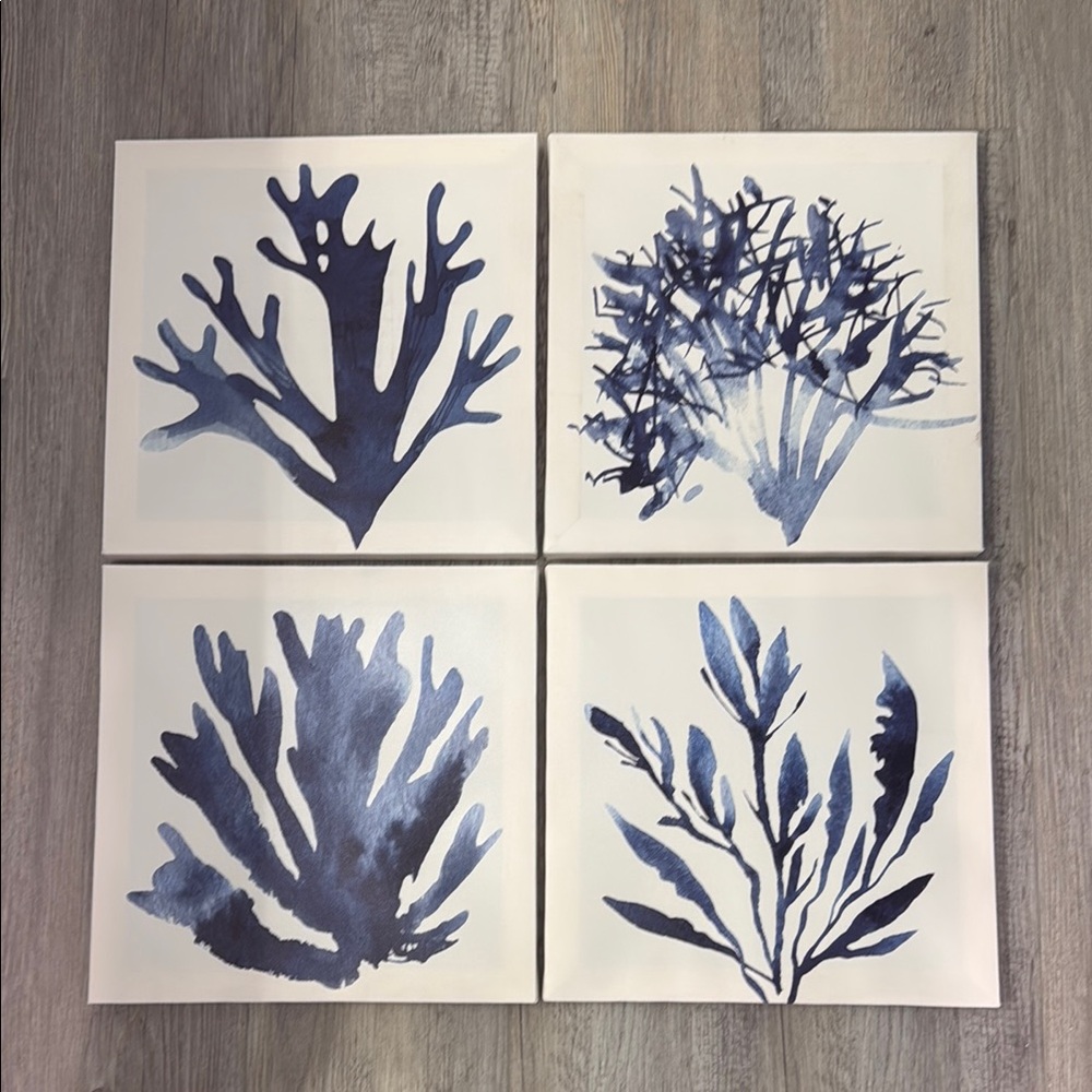 Blue and White Botanical Wall Decor Art Set